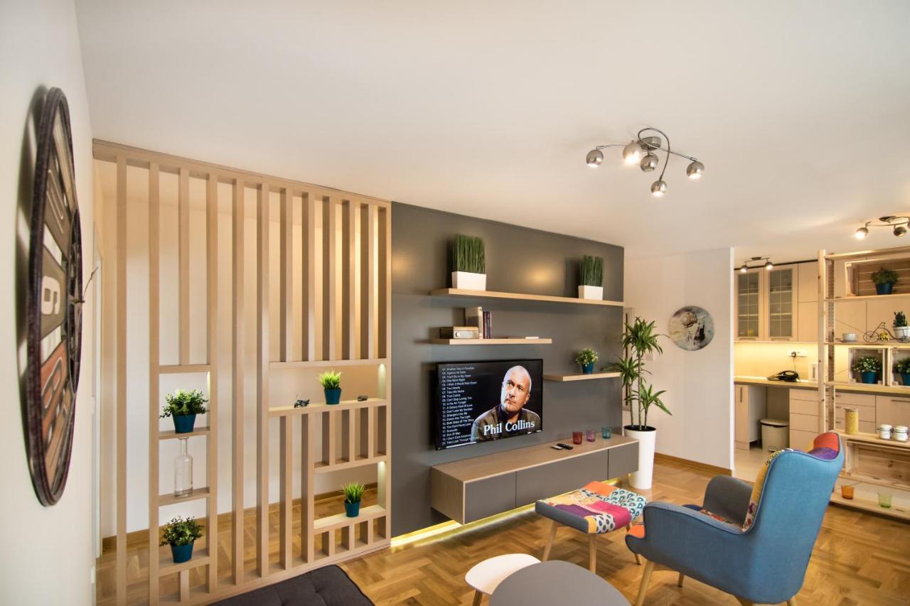 Vortexluxapatman Belgrade